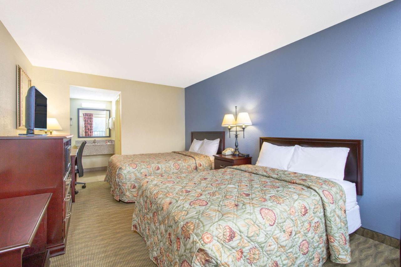 Days By Wyndham Hotel 2*
